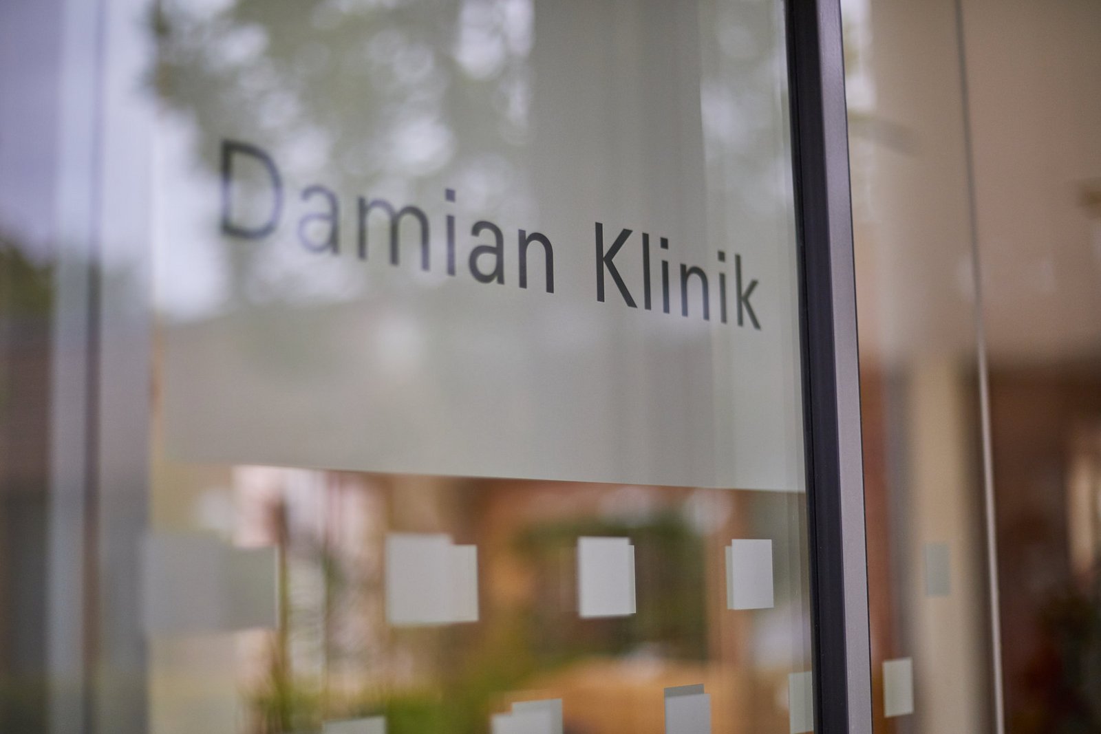 Damian Klinik Eingang