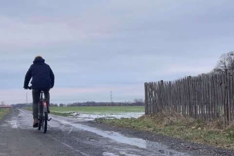 Bewegung ist wichtig bei depressiven Stimmungen, Bild mit Radfahrer